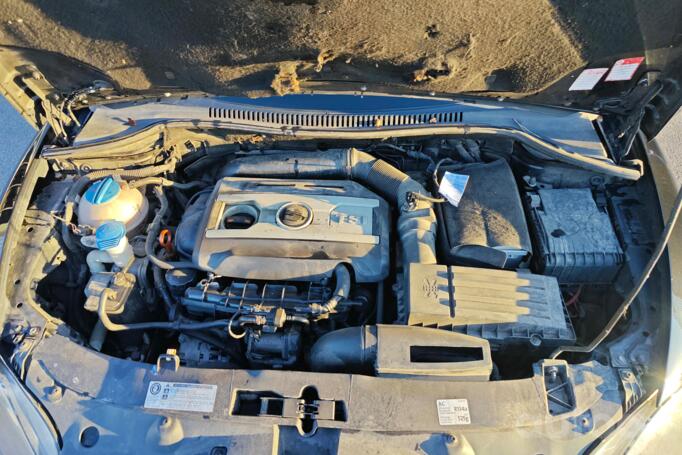 SEAT Leon 2 generation [restyling] FR hatchback 5-doors