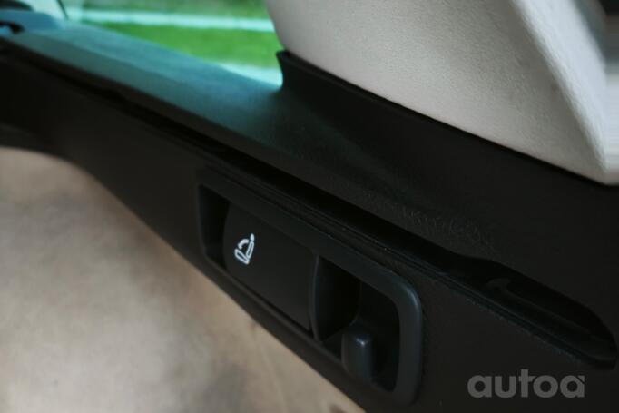 Volkswagen Passat B7 Variant wagon 5-doors