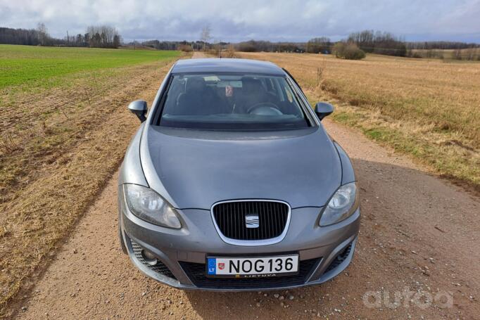 SEAT Leon 2 generation [restyling] Hatchback 5-doors