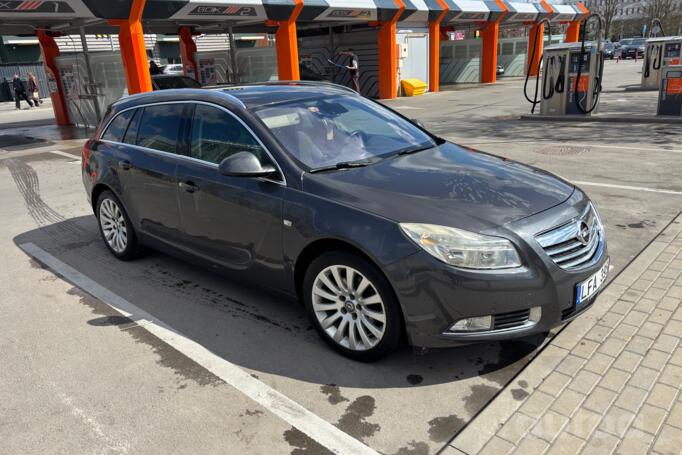 Opel Insignia A Sports Tourer wagon 5-doors