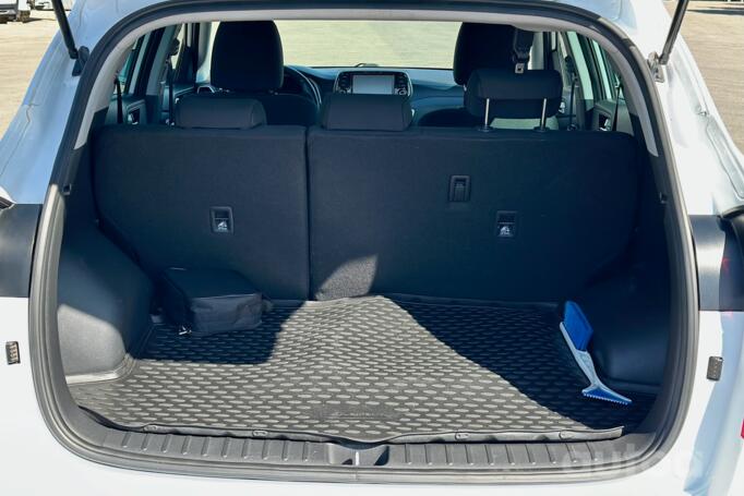 Hyundai Tucson 3 generation Crossover