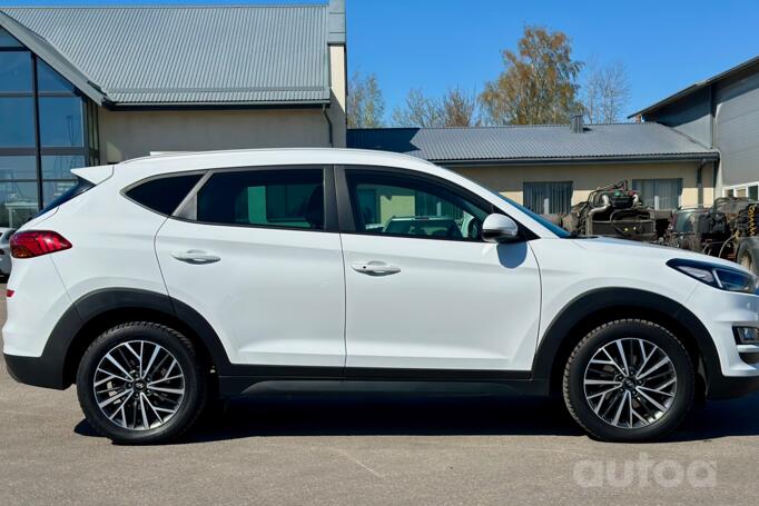 Hyundai Tucson 3 generation Crossover