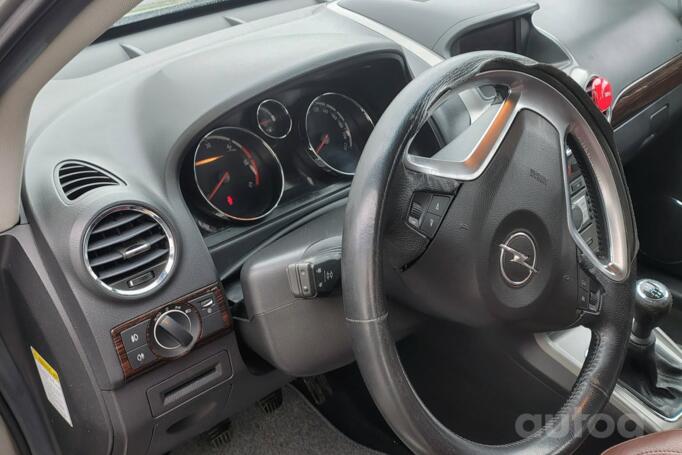 Opel Antara 1 generation Crossover