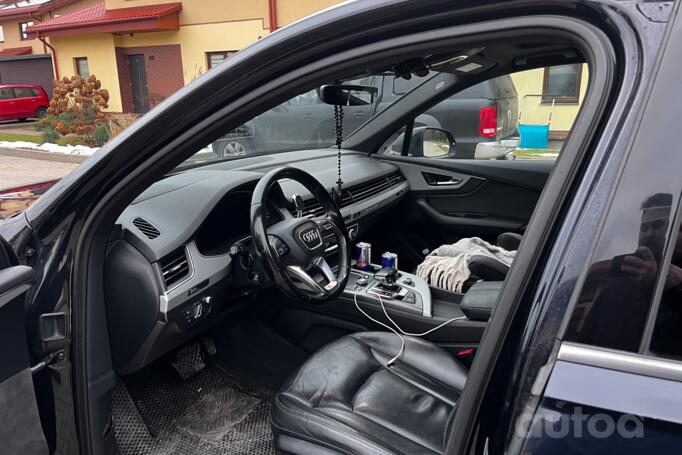 Audi Q7 4M Crossover