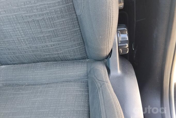 Ford Galaxy 2 generation [restyling] Minivan