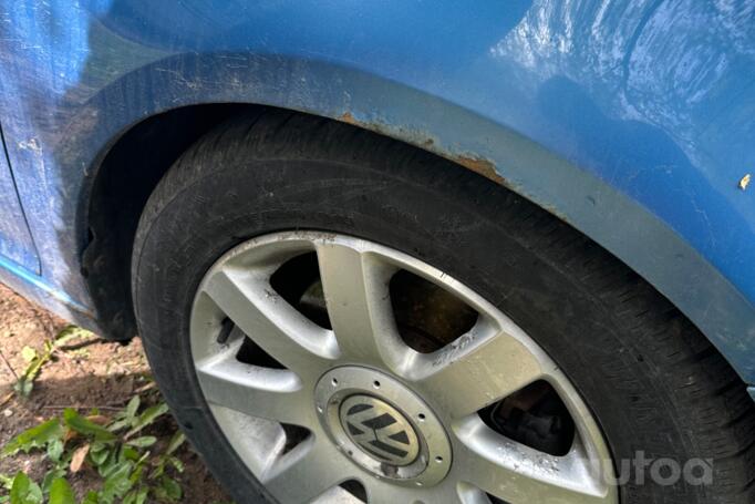 Volkswagen Golf 5 generation Hatchback 5-doors