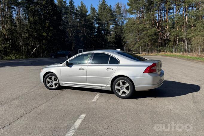 Volvo S80 2 generation Sedan