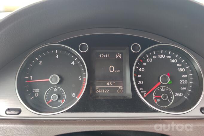 Volkswagen Passat B7 Variant wagon 5-doors