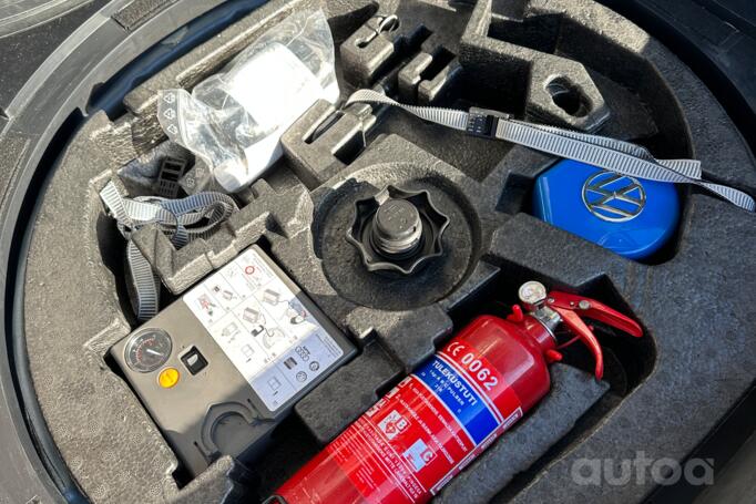 Volkswagen Touran 1 generation [2th restyling] Minivan