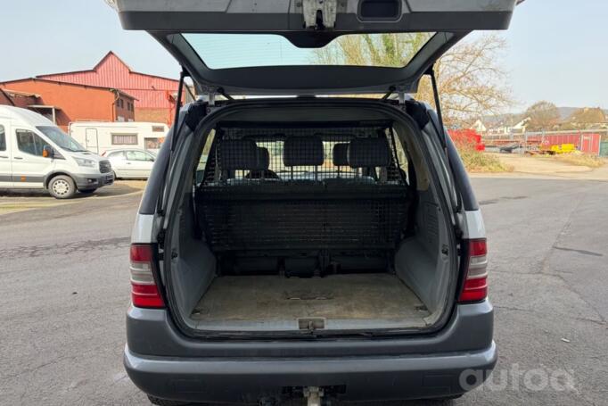 Mercedes-Benz M-Class W163 Crossover 5-doors