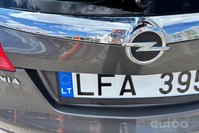 Opel Insignia A Sports Tourer wagon 5-doors