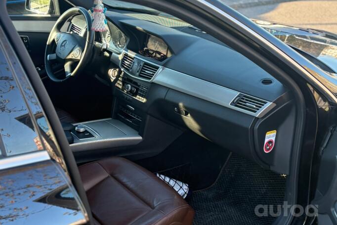 Mercedes-Benz E-Class W212/S212/C207/A207 wagon 5-doors