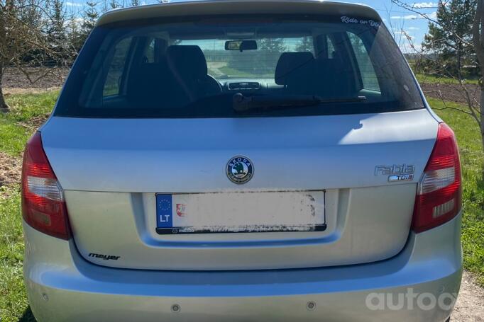 Skoda Fabia 5J Hatchback