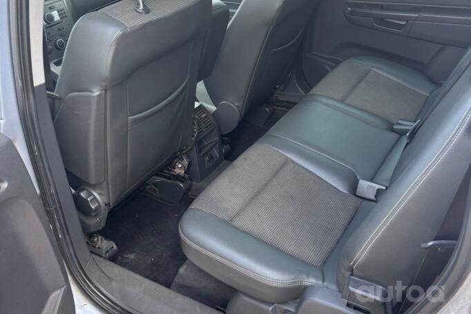 Opel Zafira B Minivan 5-doors