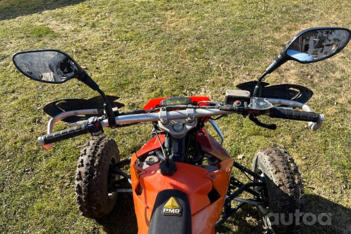 KTM 525