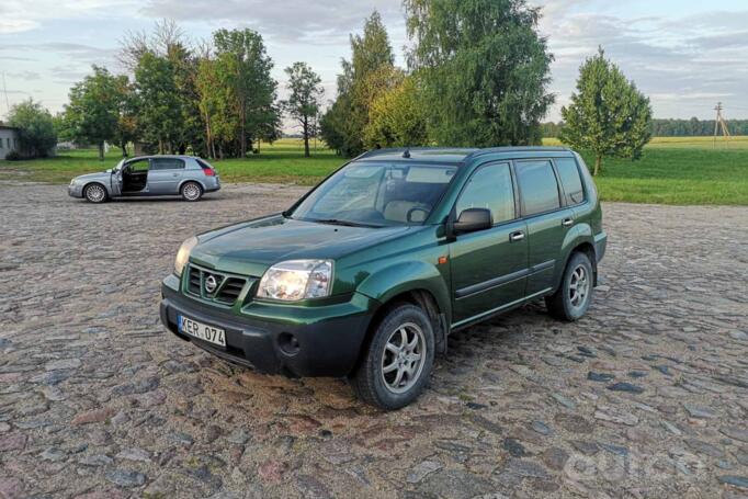 Nissan X-Trail T30 Crossover