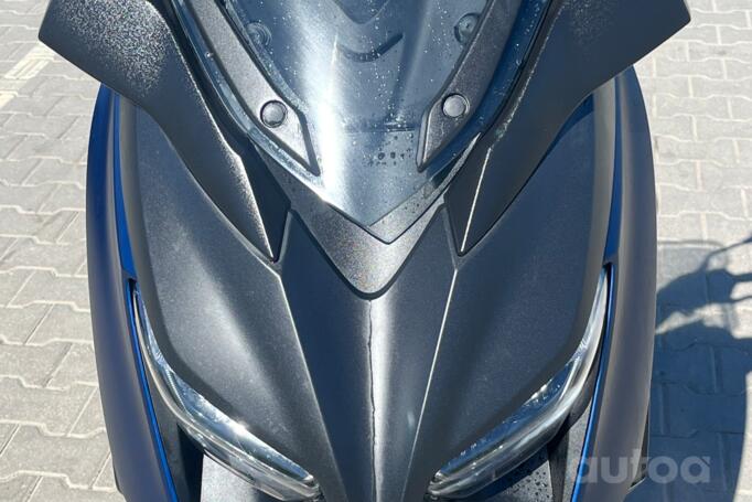 Yamaha X-MAX