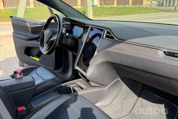 Tesla Model X 1 generation Crossover