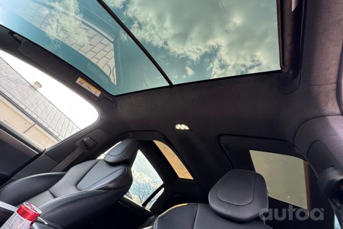 Tesla Model X 1 generation Crossover