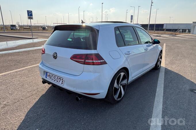 Volkswagen Golf 7 generation Hatchback 5-doors