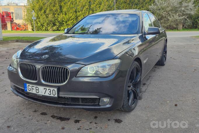 BMW 7 Series F01/F02 Sedan