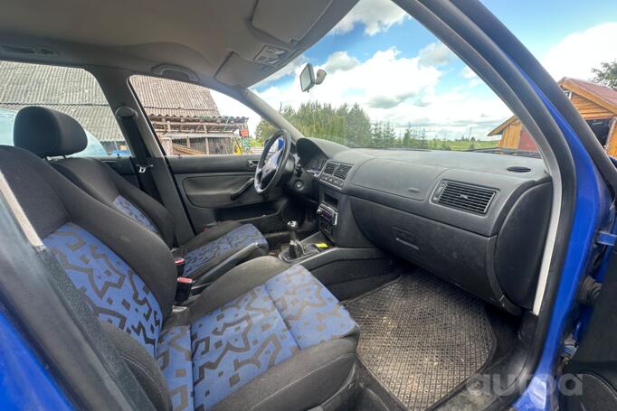 Volkswagen Golf 4 generation wagon