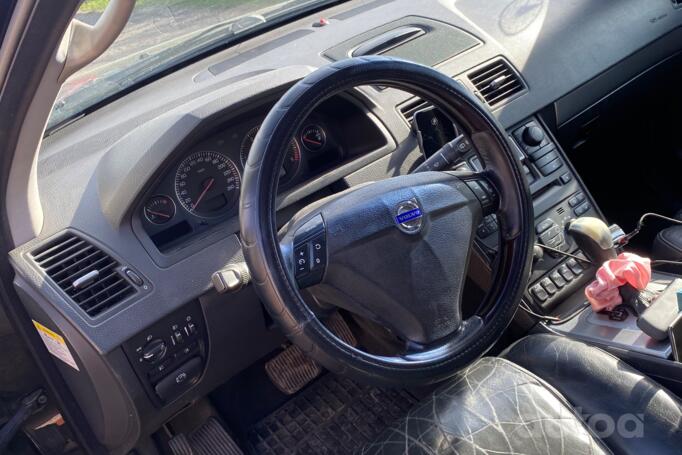 Volvo XC90 1 generation Crossover