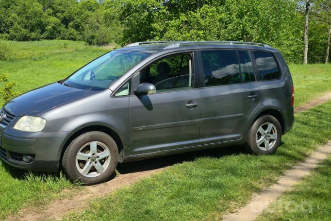 Volkswagen Touran 1 generation Minivan