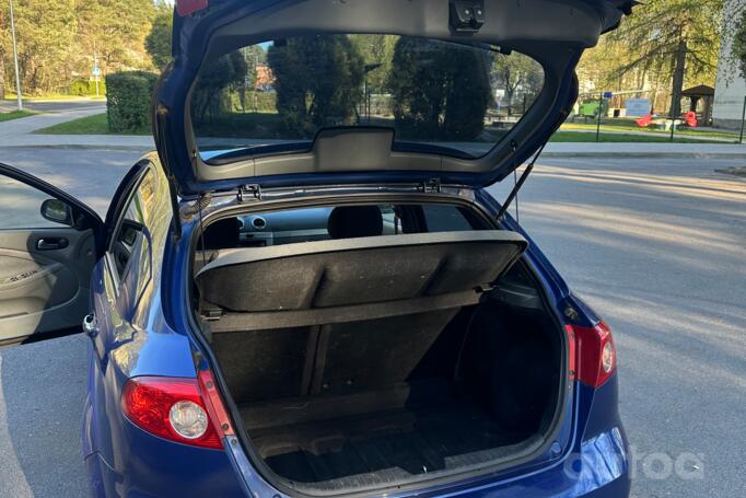 Chevrolet Lacetti 1 generation Hatchback