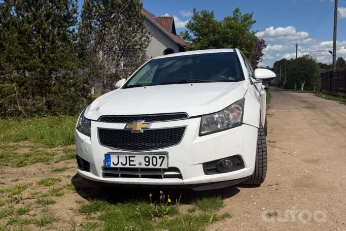 Chevrolet Cruze J300 Sedan