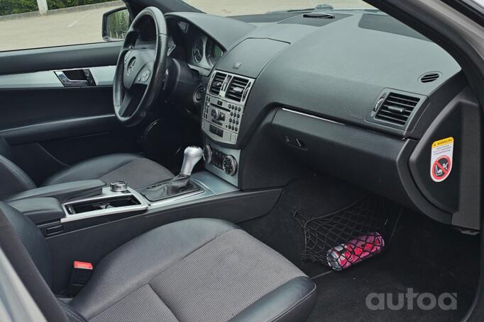 Mercedes-Benz C-Class W204/S204 Sedan 4-doors