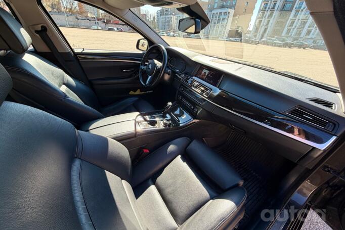 BMW 5 Series F07/F10/F11 [restyling] Touring wagon