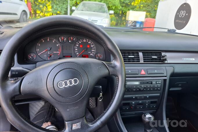Audi A6 4B/C5 Sedan