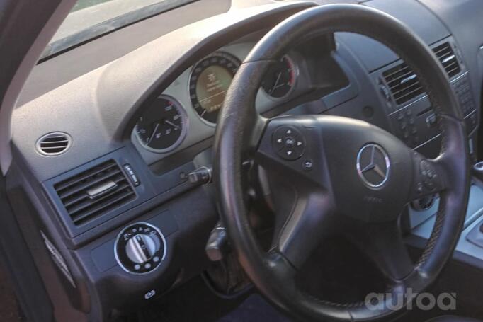 Mercedes-Benz C-Class W204/S204 wagon 5-doors