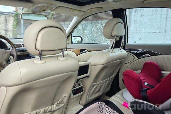 Mercedes-Benz E-Class W211 Sedan