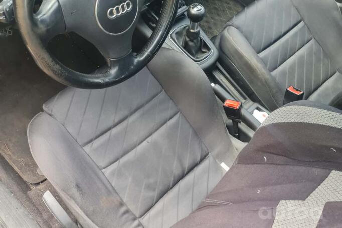 Audi A3 8L [restyling] Hatchback 5-doors