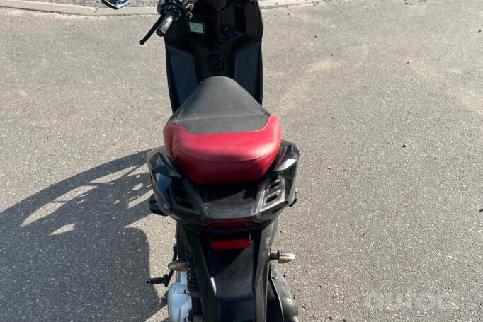 Aprilia SR