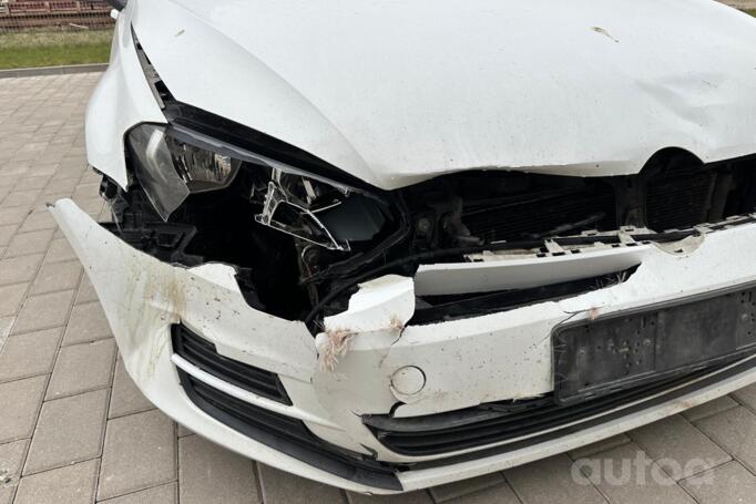 Volkswagen Golf 7 generation Variant wagon 5-doors