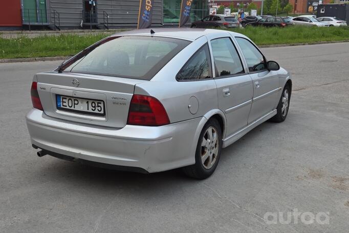 Opel Vectra B [restyling] Hatchback