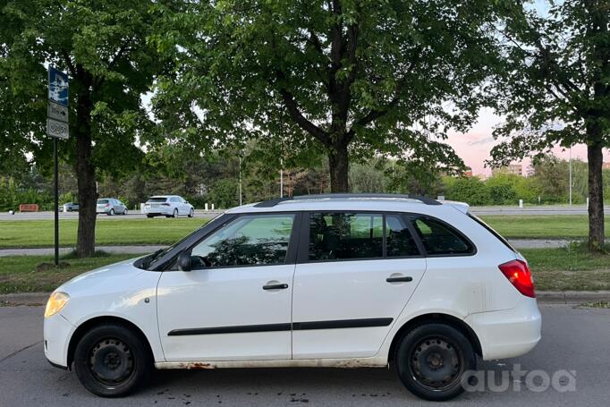 Skoda Fabia 5J Combi wagon 5-doors