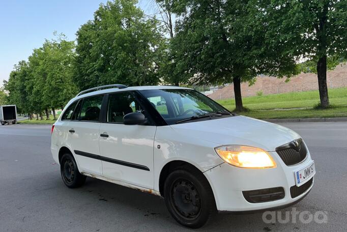 Skoda Fabia 5J Combi wagon 5-doors