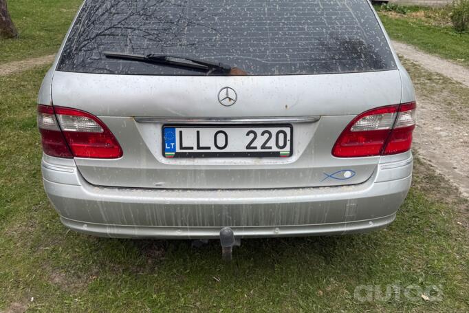 Mercedes-Benz E-Class W211 Sedan