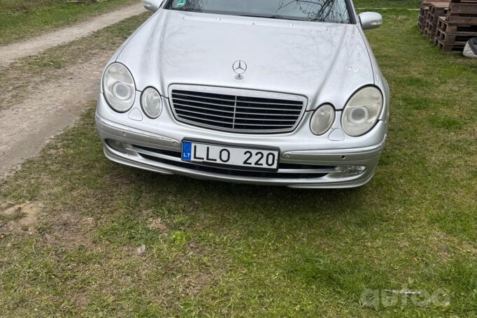 Mercedes-Benz E-Class W211 Sedan