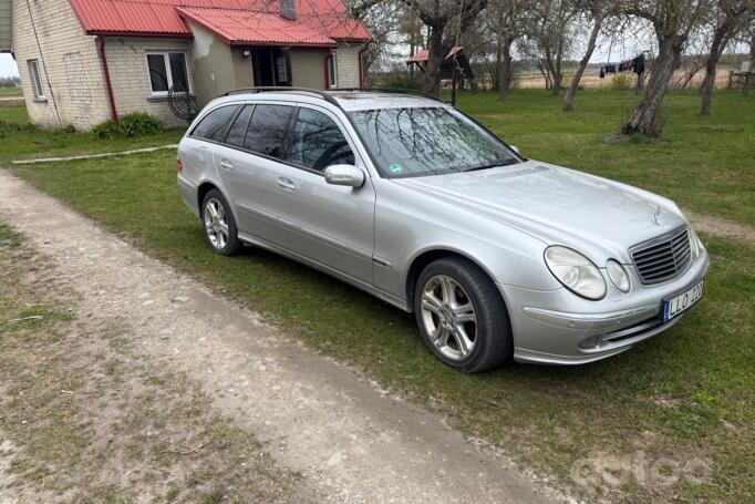 Mercedes-Benz E-Class W211 Sedan
