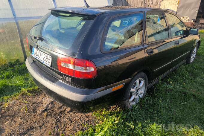 Volvo V40 1 generation [2th restyling] wagon