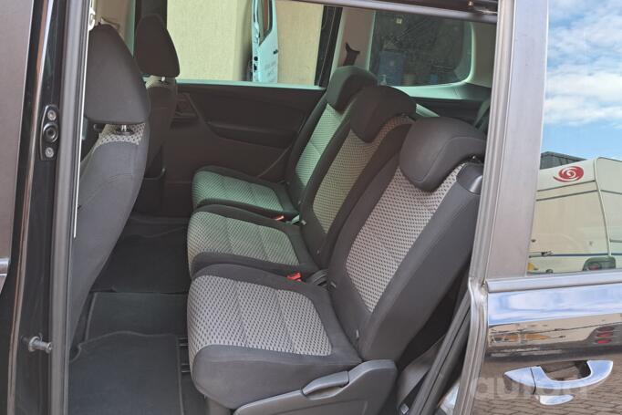 Volkswagen Sharan 2 generation Minivan 5-doors