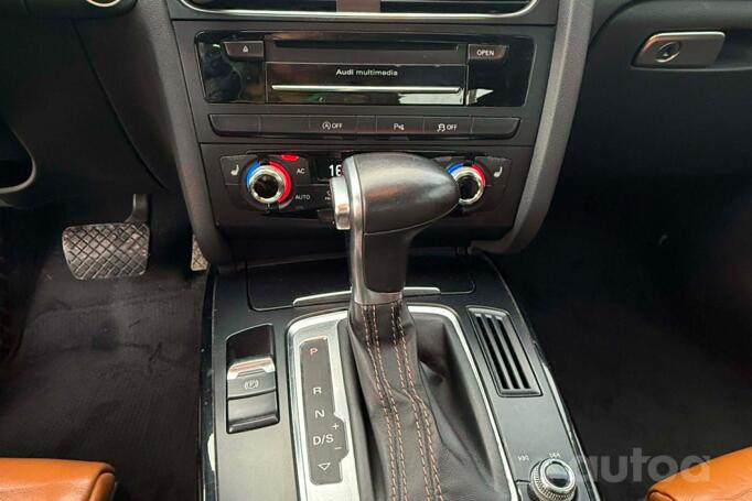 Audi A4 B8/8K [restyling] Allroad quattro wagon 5-doors