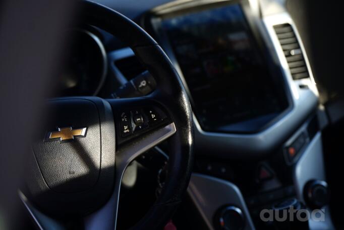 Chevrolet Cruze J300 [restyling] Sedan 4-doors
