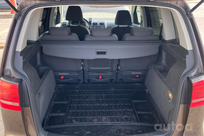 Volkswagen Touran 1 generation [2th restyling] Minivan