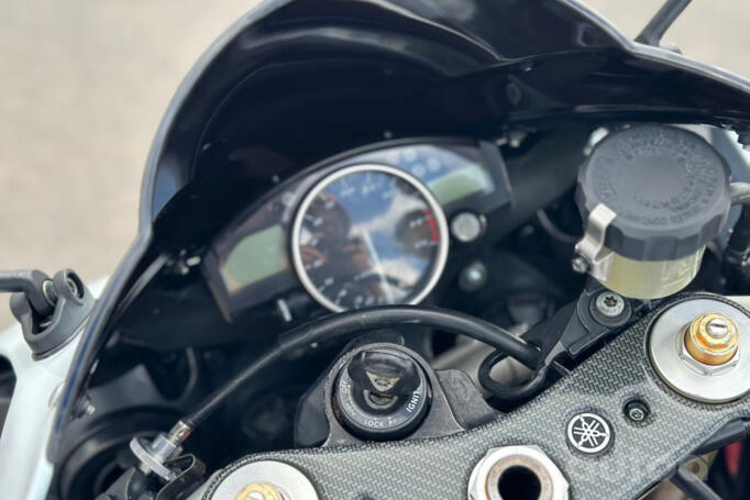 Yamaha R1